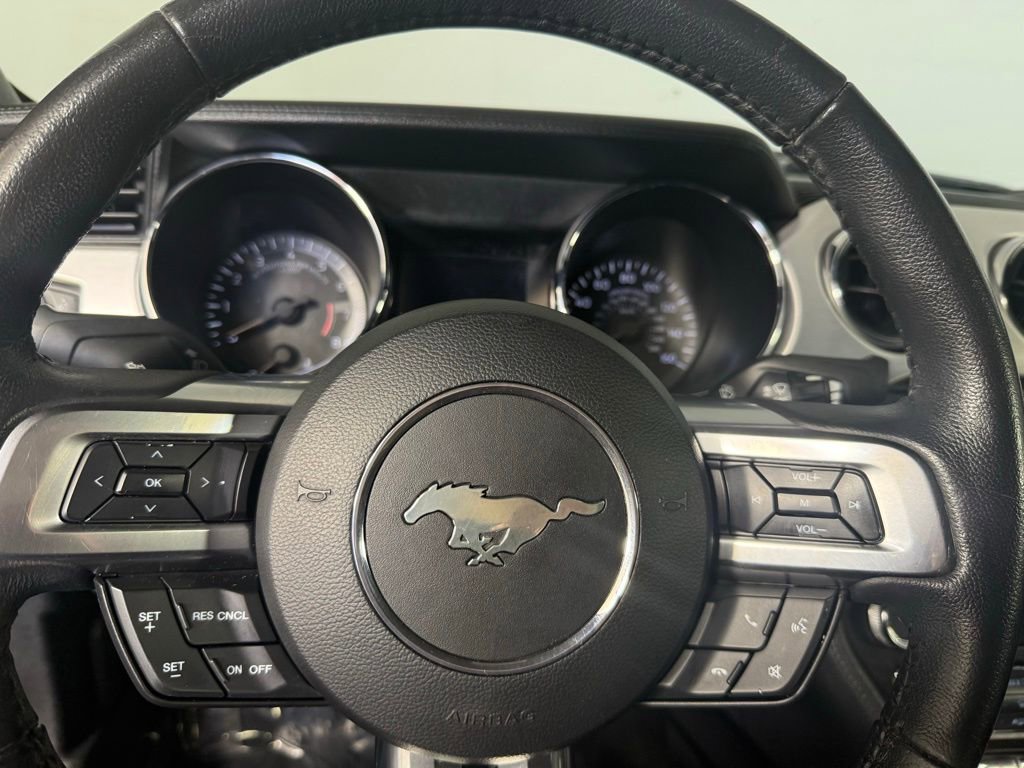 Used 2015 Ford Mustang GT Premium RWD image 19