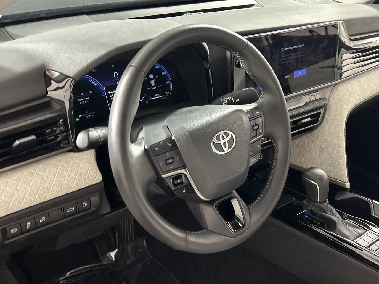 Used 2025 Toyota Camry XLE image 13