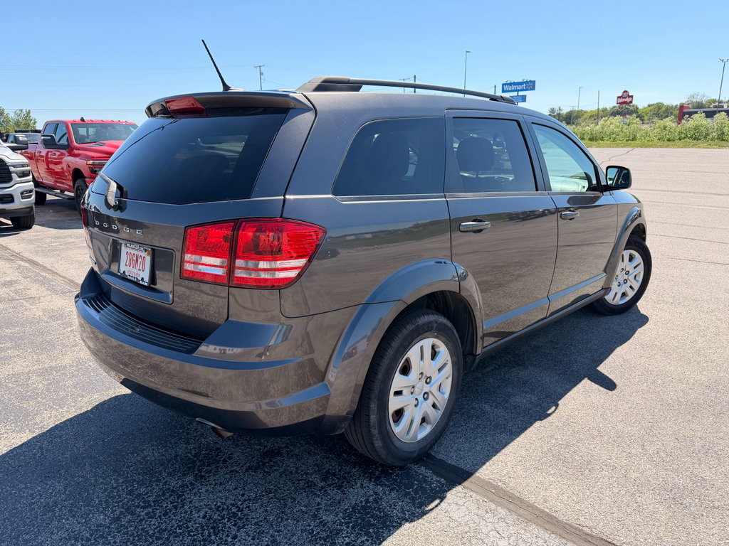 Used 2017 Dodge Journey SE w/ Flexible Seating Group FWD image 6