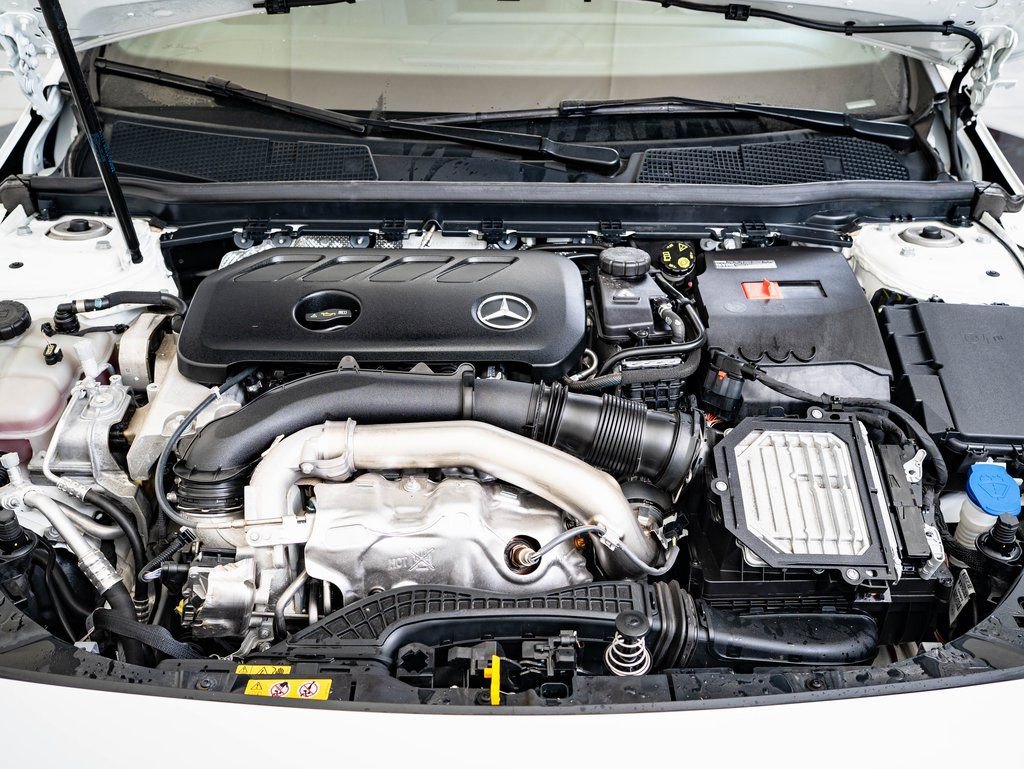 Certified 2025 Mercedes-Benz CLA 250 4MATIC image 35