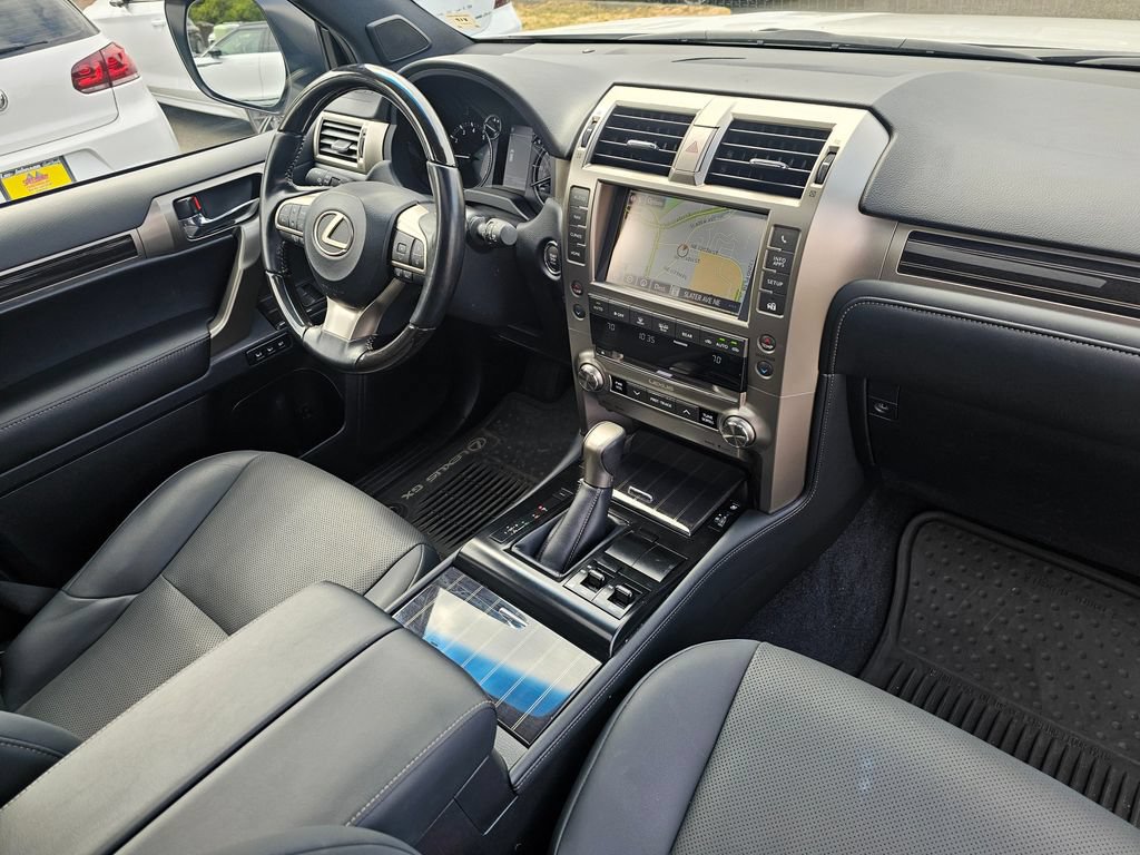 Used 2021 Lexus GX 460 Premium w/ Premium Package AWD/4WD image 30