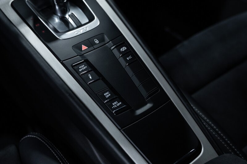 Used 2015 Porsche 911 GT3 RWD image 47
