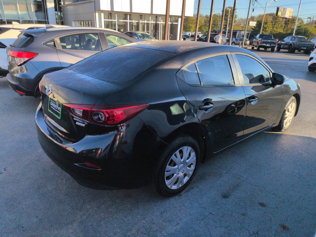 Used 2016 MAZDA MAZDA3 i Sport FWD image 4