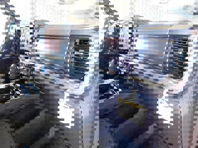 New 2026 Ford F250 Platinum image 20