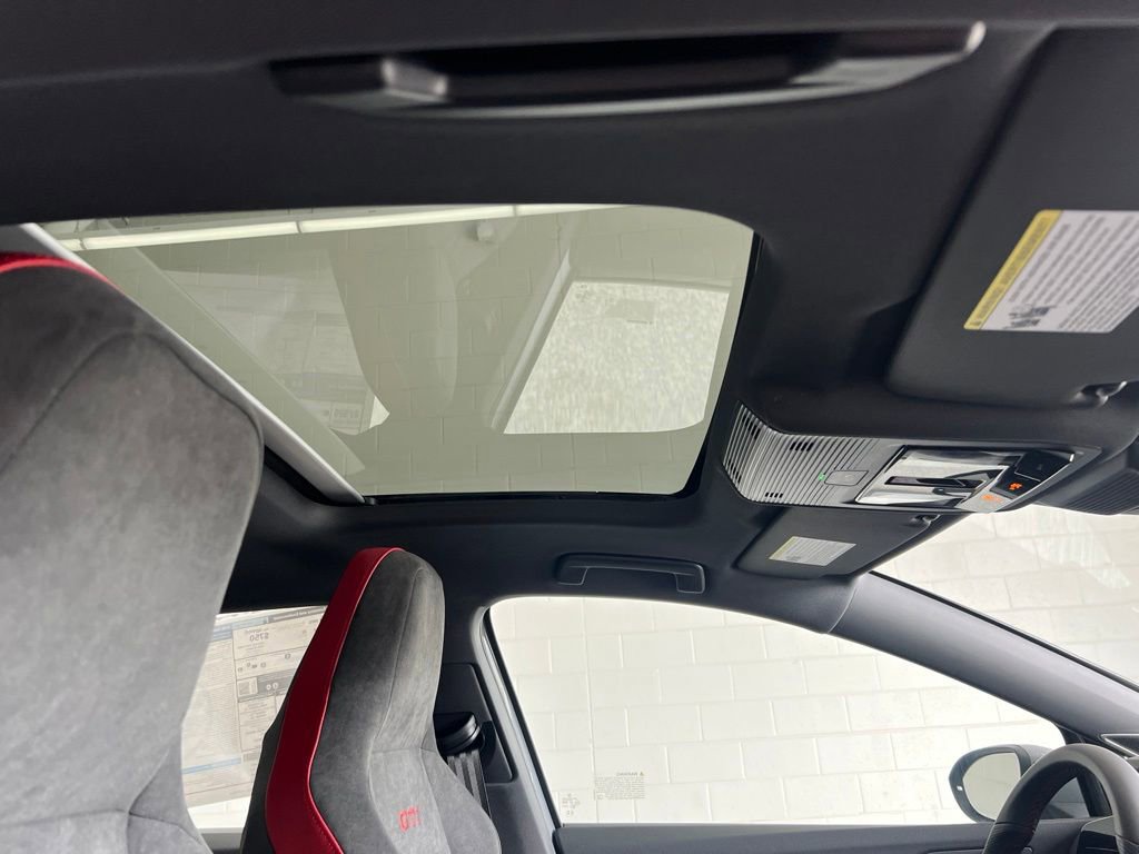 New 2026 Volkswagen GTI SE FWD image 40