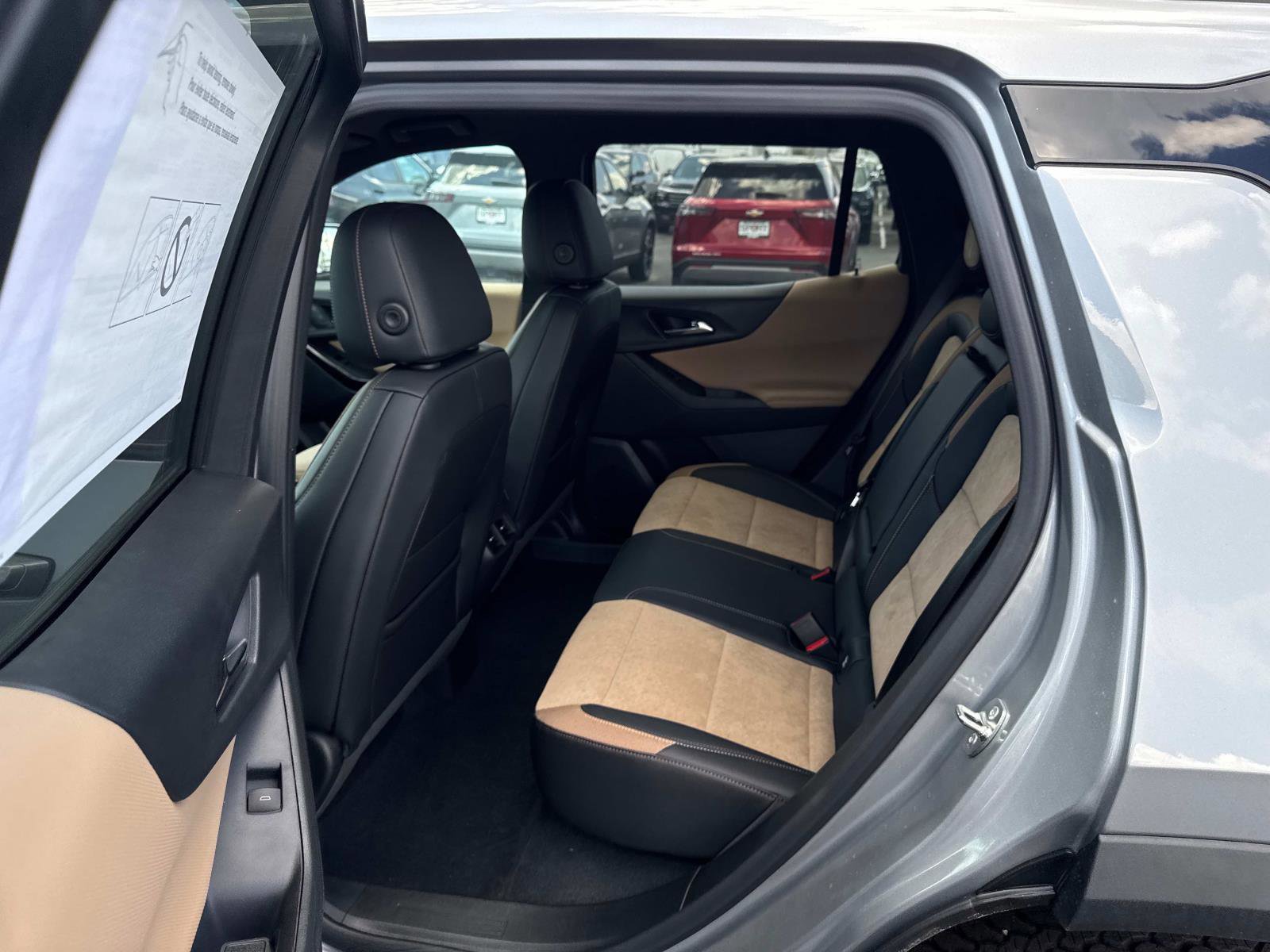 New 2026 Chevrolet Equinox ACTIV w/ LPO, Floor Liner Package image 19