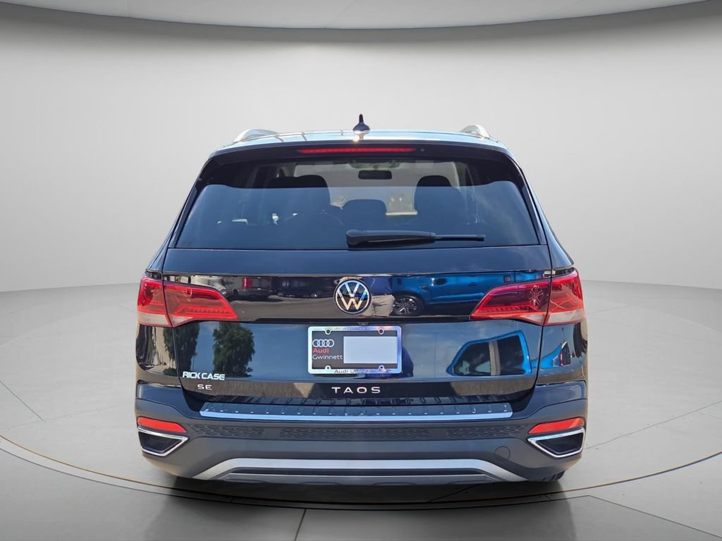 Used 2022 Volkswagen Taos SE FWD image 5