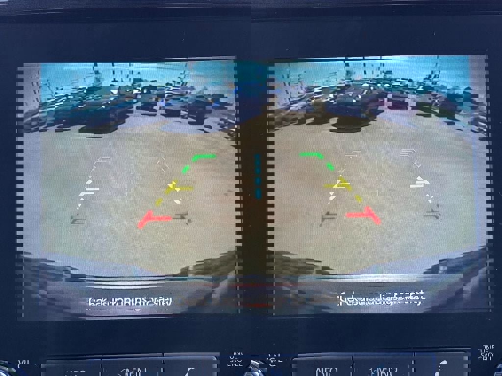 Used 2023 Nissan Frontier SV image 27