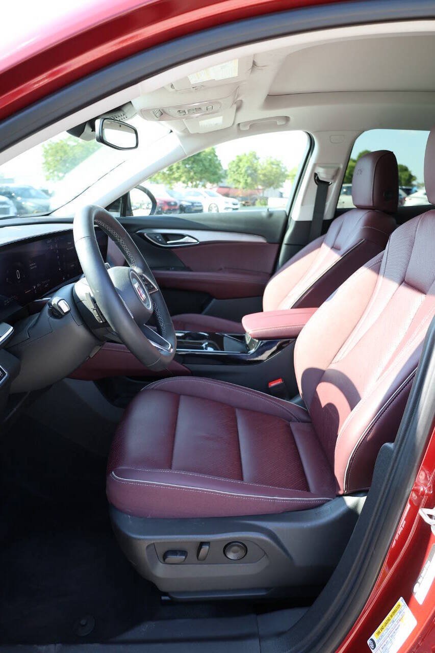 Used 2024 Buick Envision Sport Touring AWD/4WD image 13