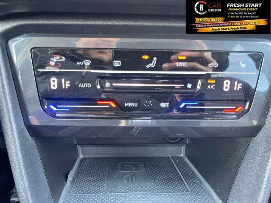 Used 2022 Volkswagen Tiguan SE image 15