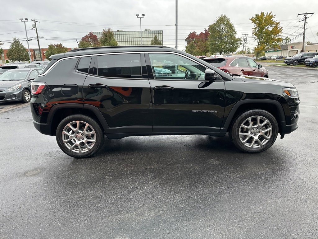 Used 2022 Jeep Compass Latitude image 5