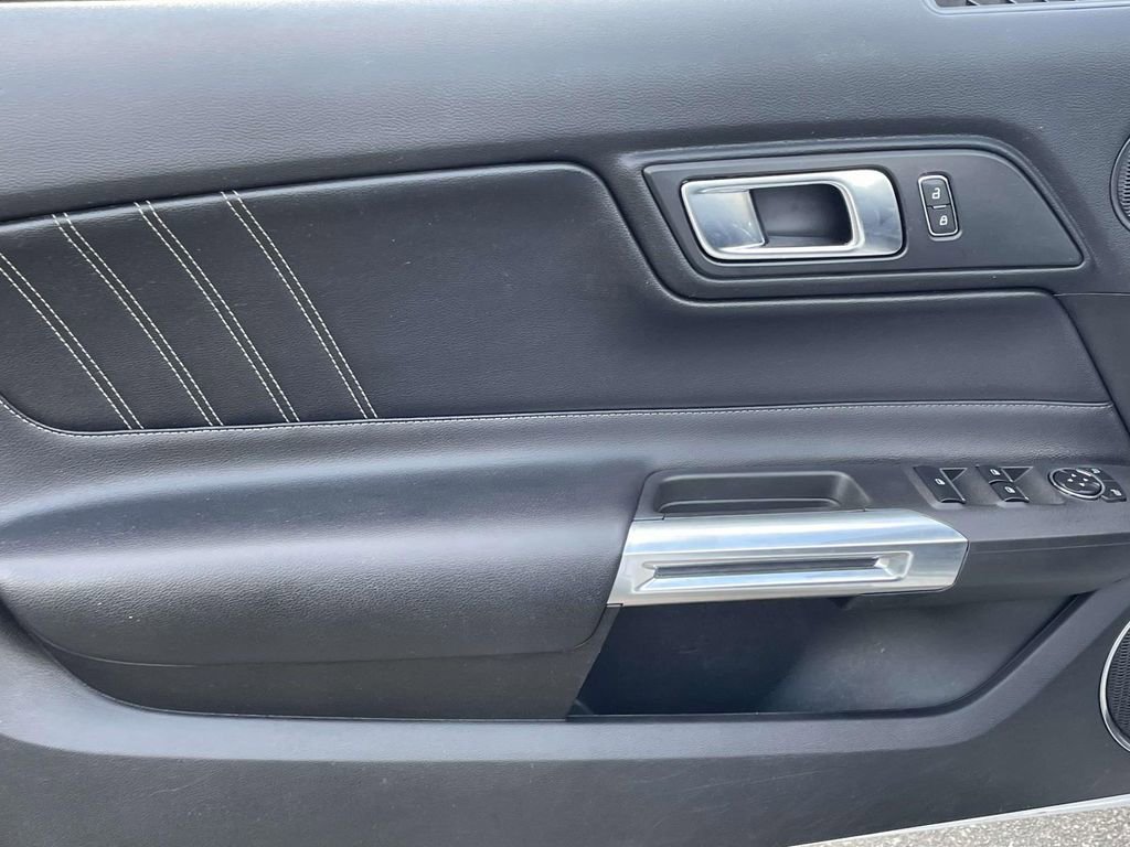 Used 2021 Ford Mustang Premium image 15