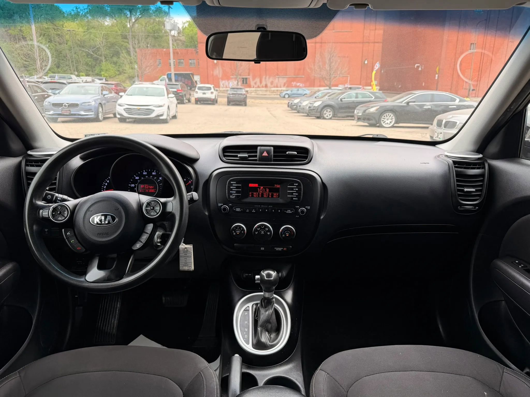 Used 2015 Kia Soul FWD image 10