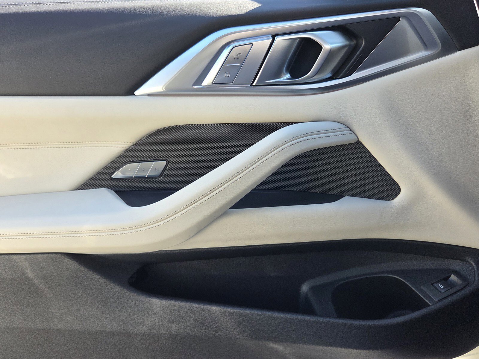 New 2026 BMW M4 xDrive Competition w/ M Carbon Exterior Package image 19