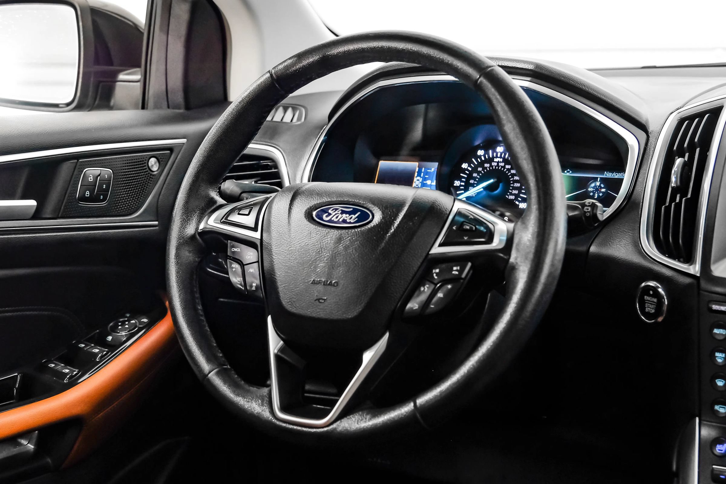 Used 2019 Ford Edge Titanium w/ Equipment Group 301A FWD image 24