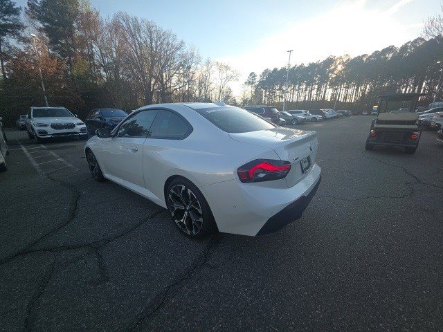 Used 2025 BMW 230i xDrive Coupe w/ Premium Package image 12