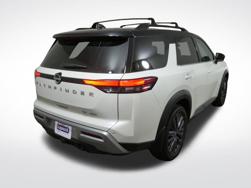 Used 2023 Nissan Pathfinder SL w/ SL Premium Package AWD/4WD image 4