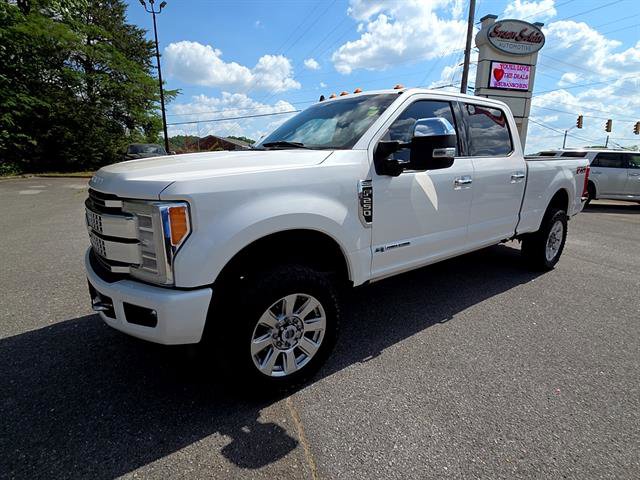 Used 2019 Ford F250 Platinum w/ Platinum Ultimate Package AWD/4WD image 2