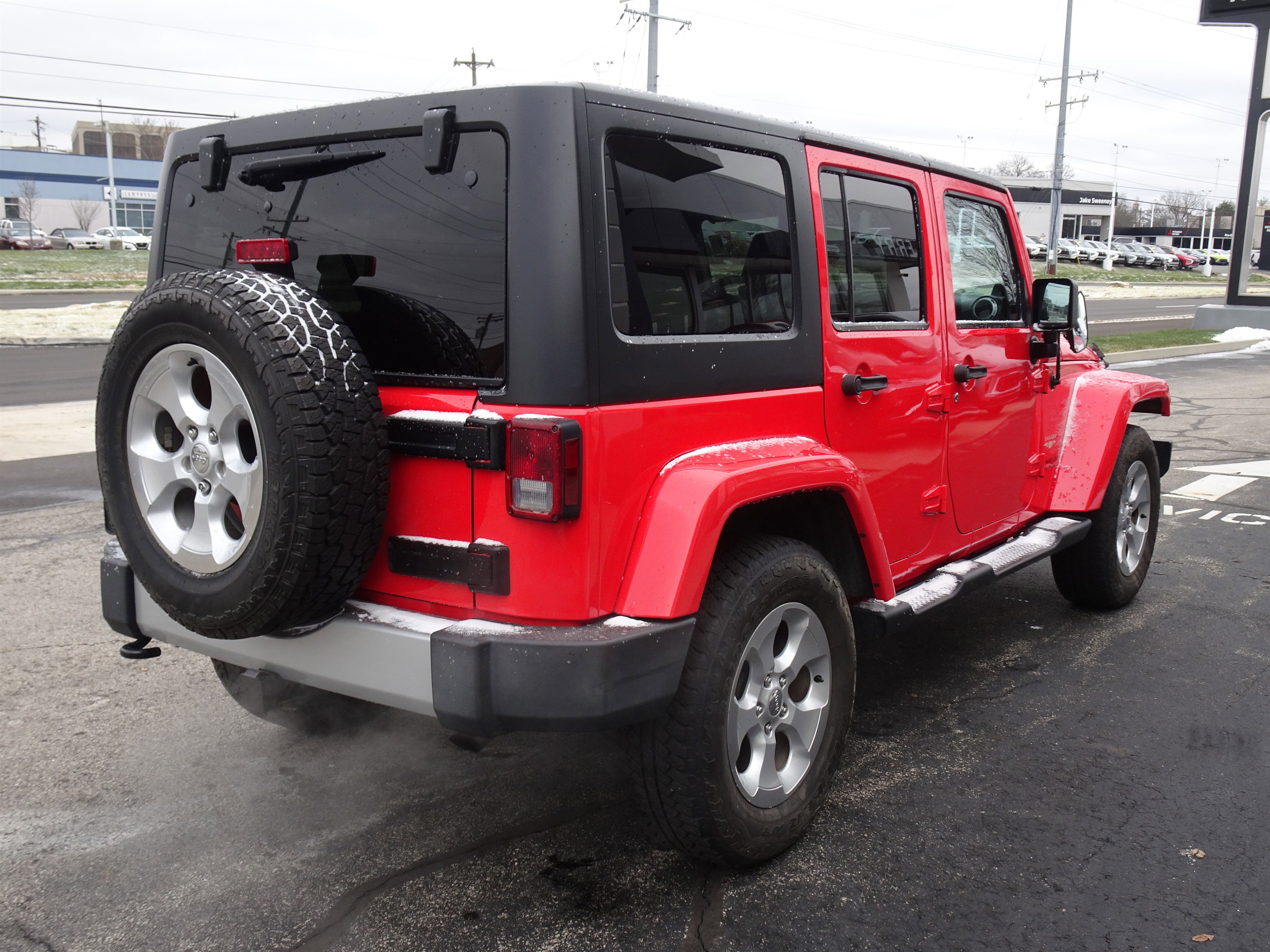 Used 2013 Jeep Wrangler Unlimited Sahara w/ Connectivity Group image 5