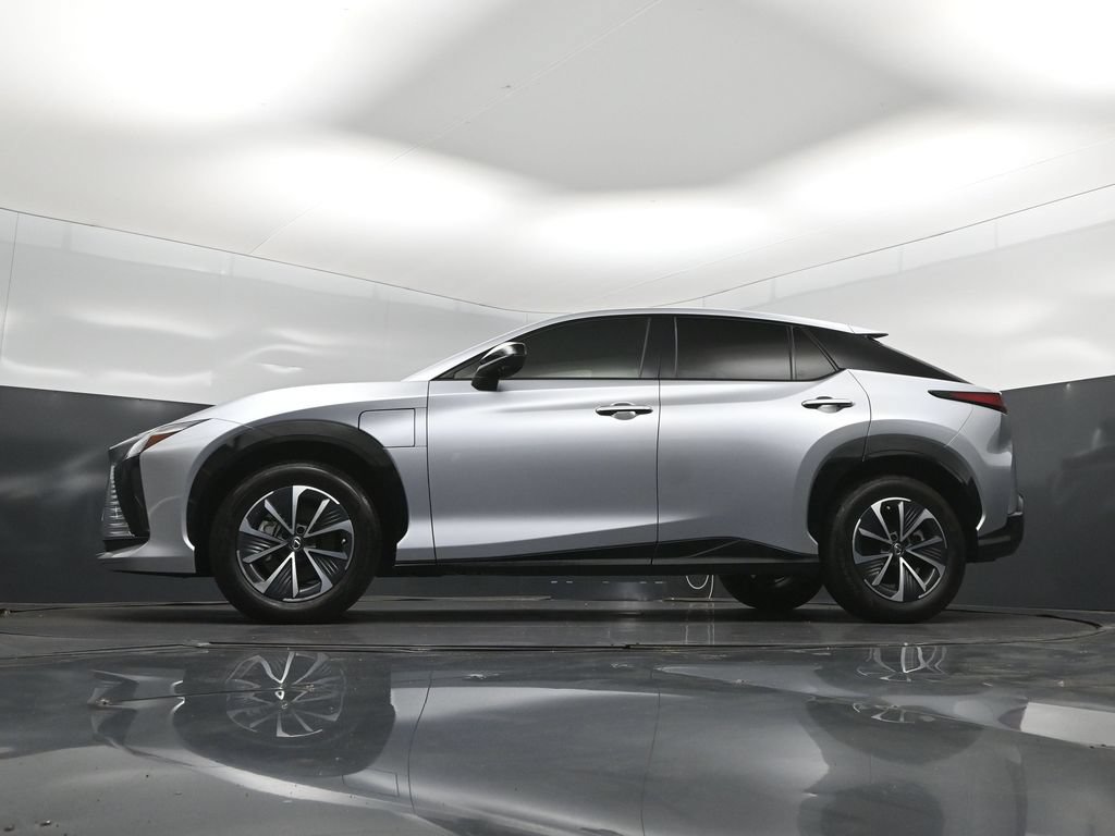 Certified 2024 Lexus RZ 300e Premium w/ Accessory Package (Z1) FWD image 40
