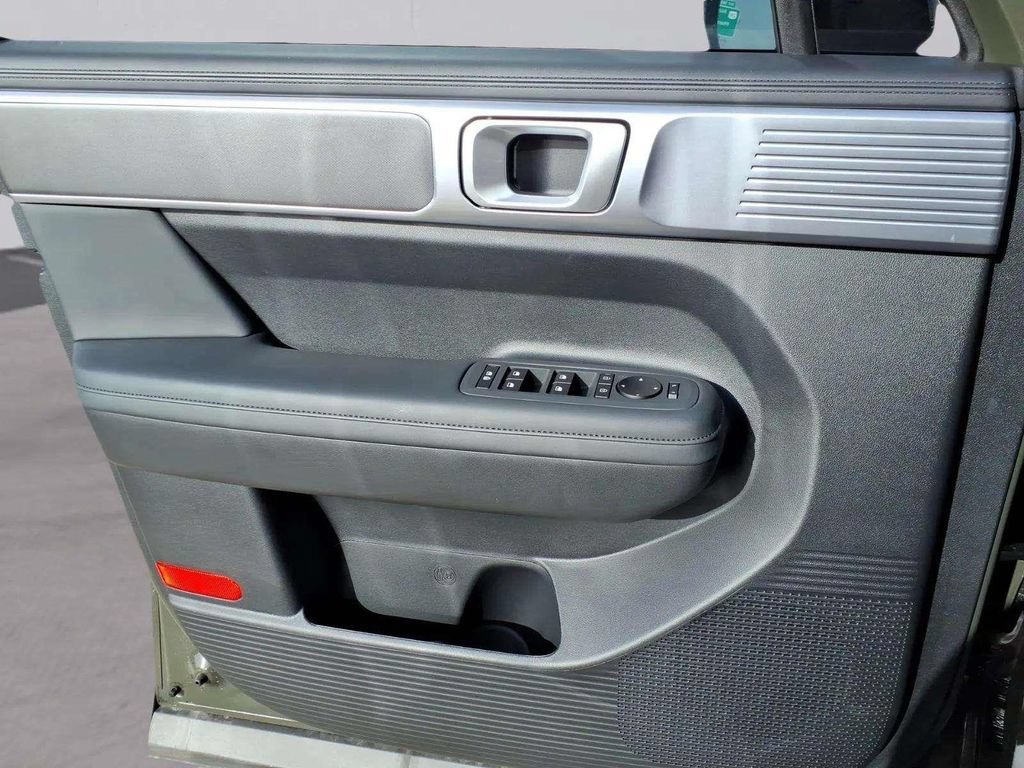 New 2026 Hyundai Santa Fe SEL w/ Tow & Go Package FWD image 11