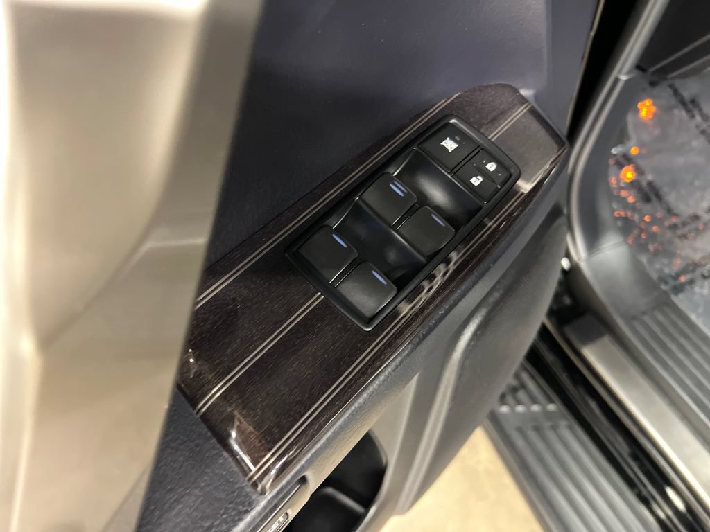Used 2021 Lexus GX 460 Premium AWD/4WD image 17
