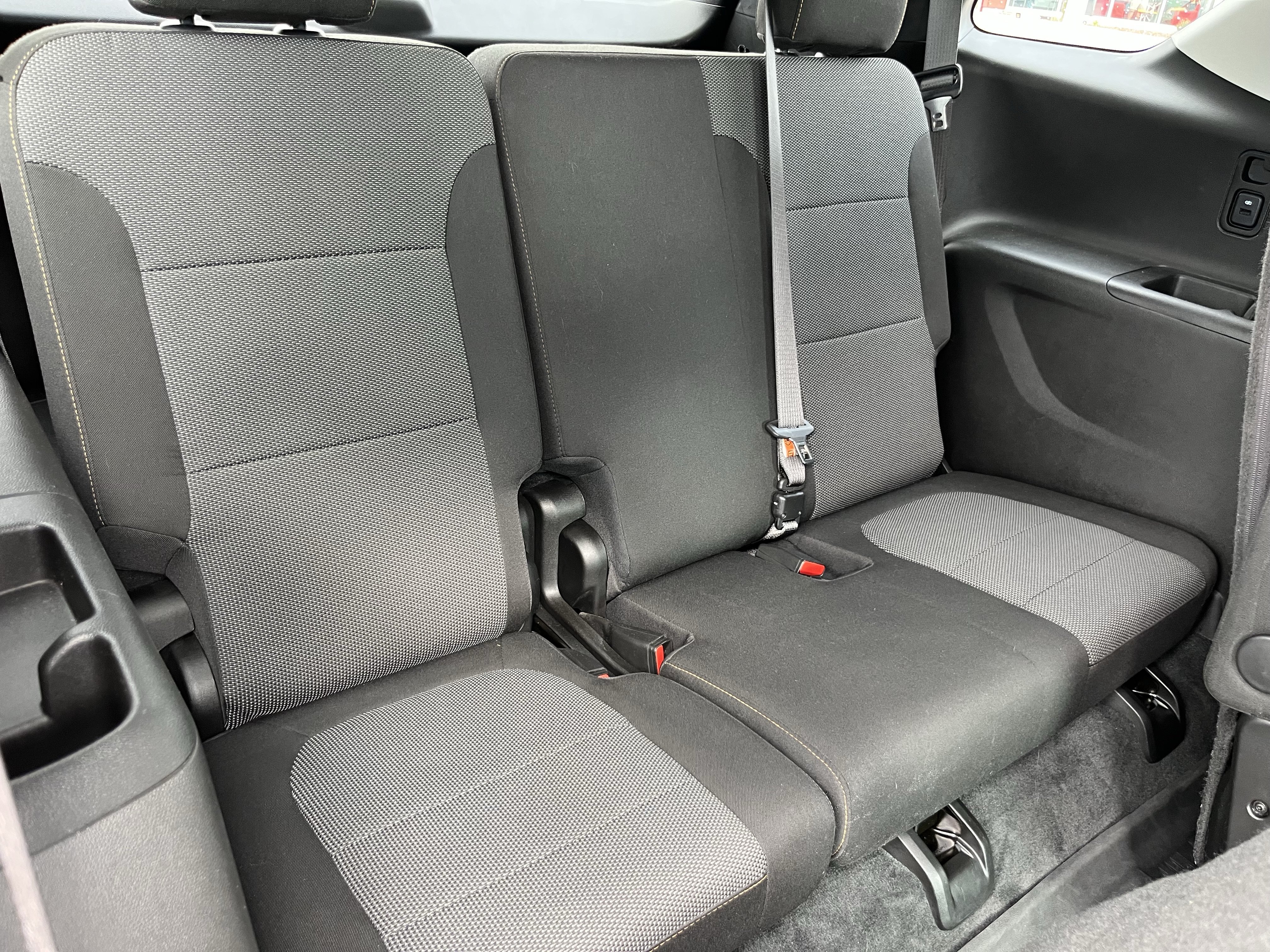 Used 2021 Chevrolet Traverse LT w/ LPO, Blackout Package AWD/4WD image 5
