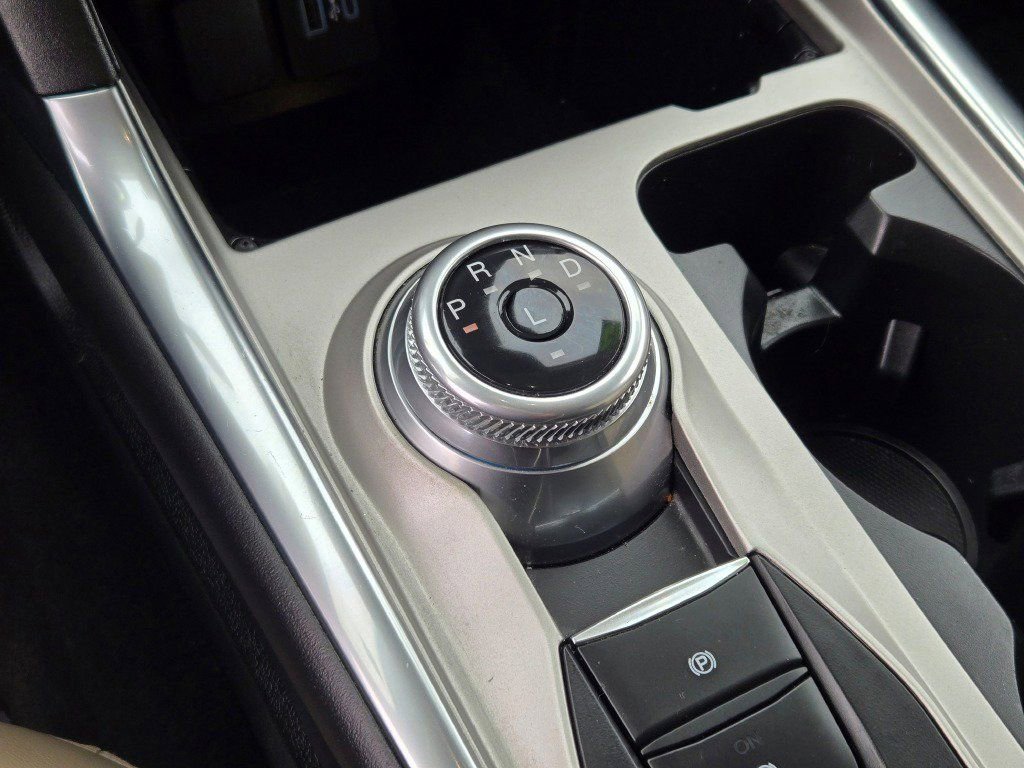 Certified 2023 Ford Explorer XLT w/ Equipment Group 202A AWD/4WD image 32