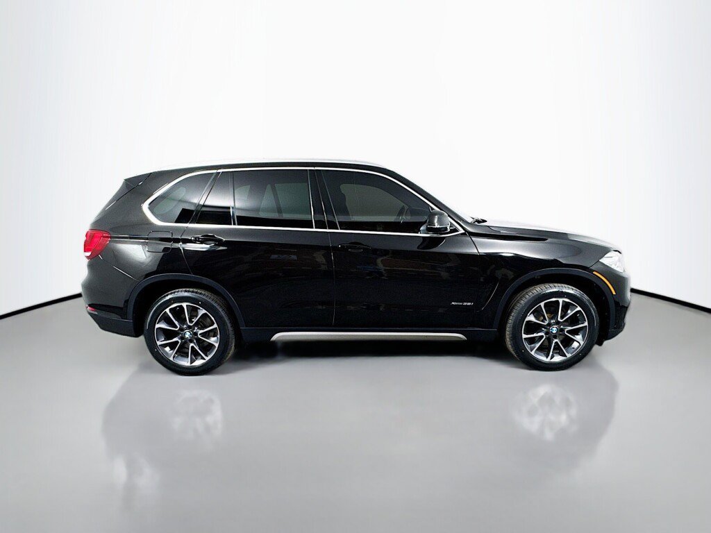 Used 2018 BMW X5 xDrive35i w/ M Sport Package AWD/4WD image 6