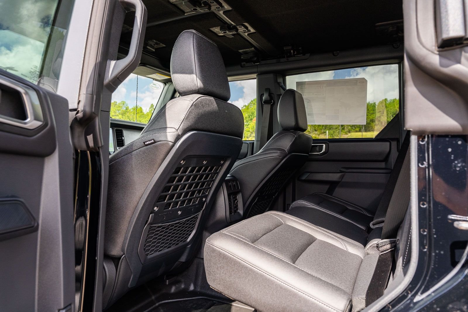 New 2026 Ford Bronco Badlands AWD/4WD image 12