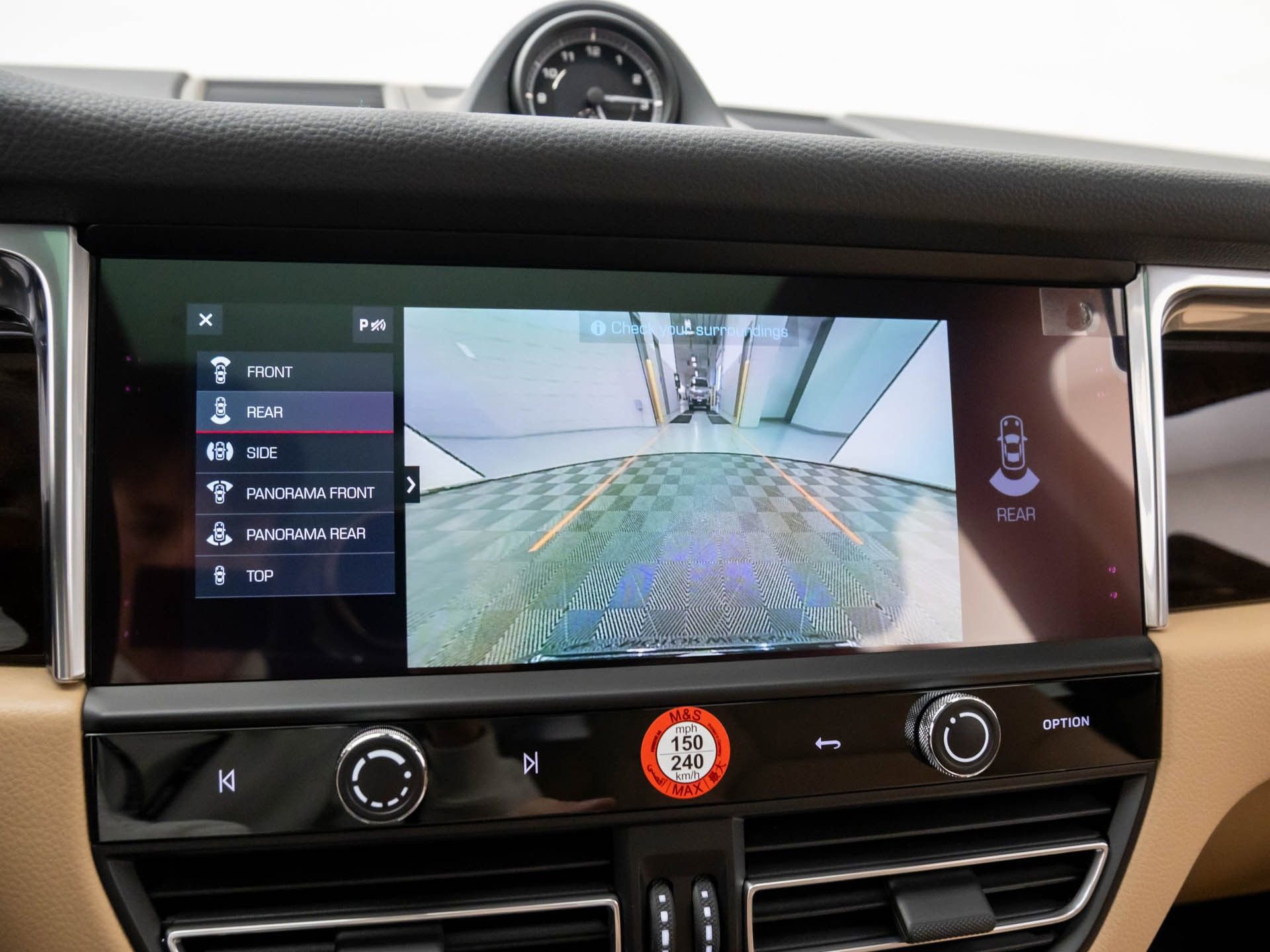 Certified 2026 Porsche Macan image 25