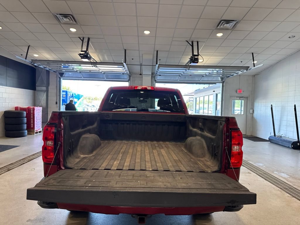 Used 2018 Chevrolet Silverado 1500 LT w/ All Star Edition AWD/4WD image 18
