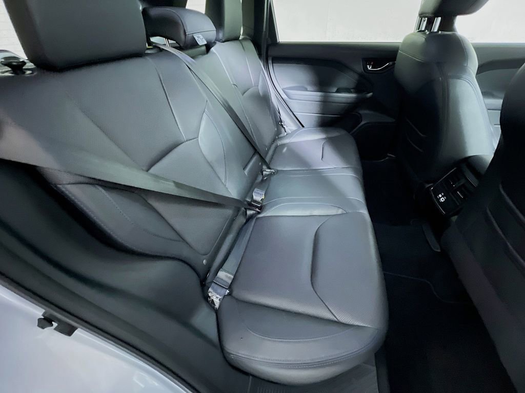 Certified 2025 Subaru Forester Limited w/ Popular Package #2 image 24