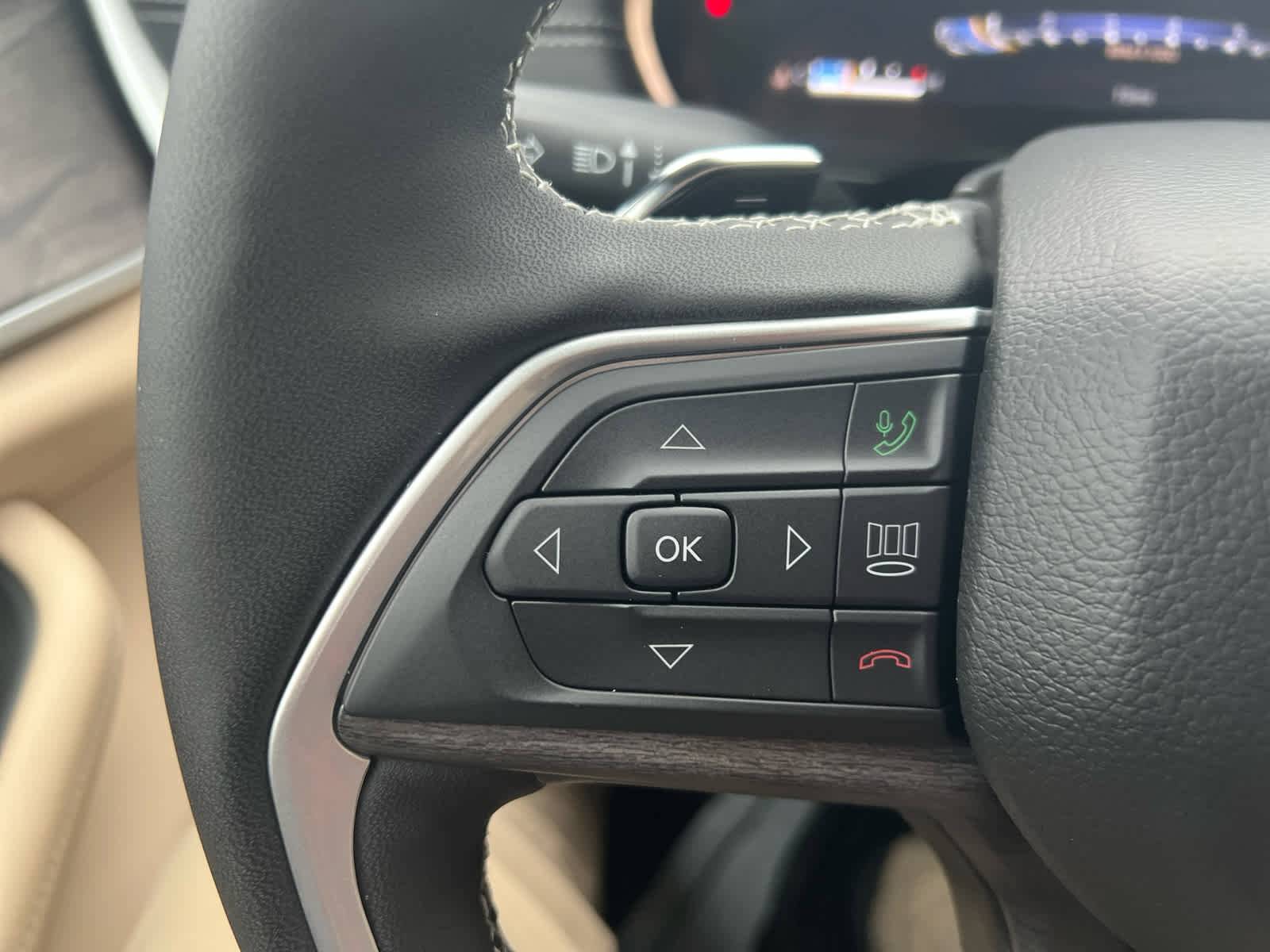 New 2025 Jeep Grand Cherokee Limited image 22