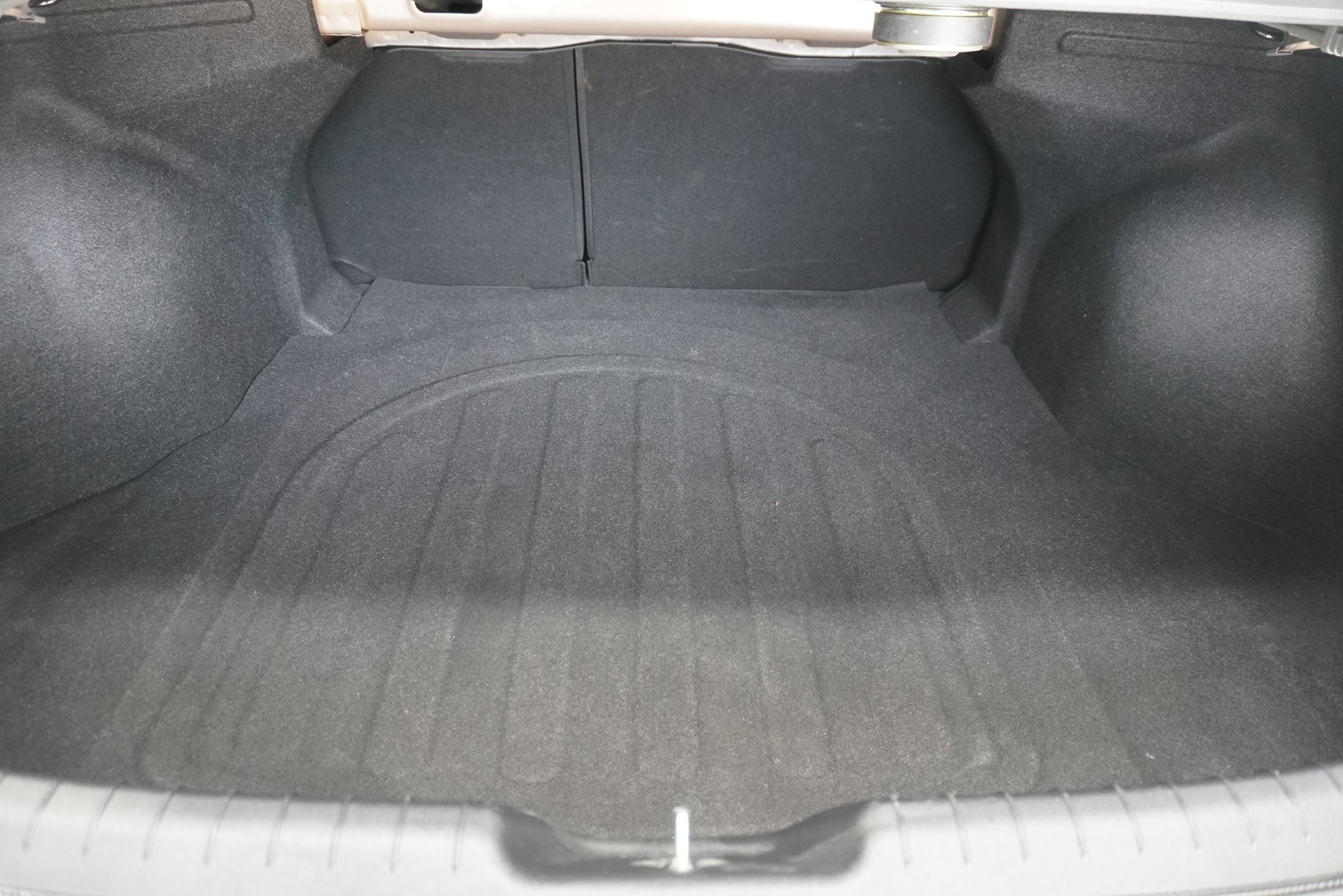 Used 2021 Hyundai Elantra Limited FWD image 26
