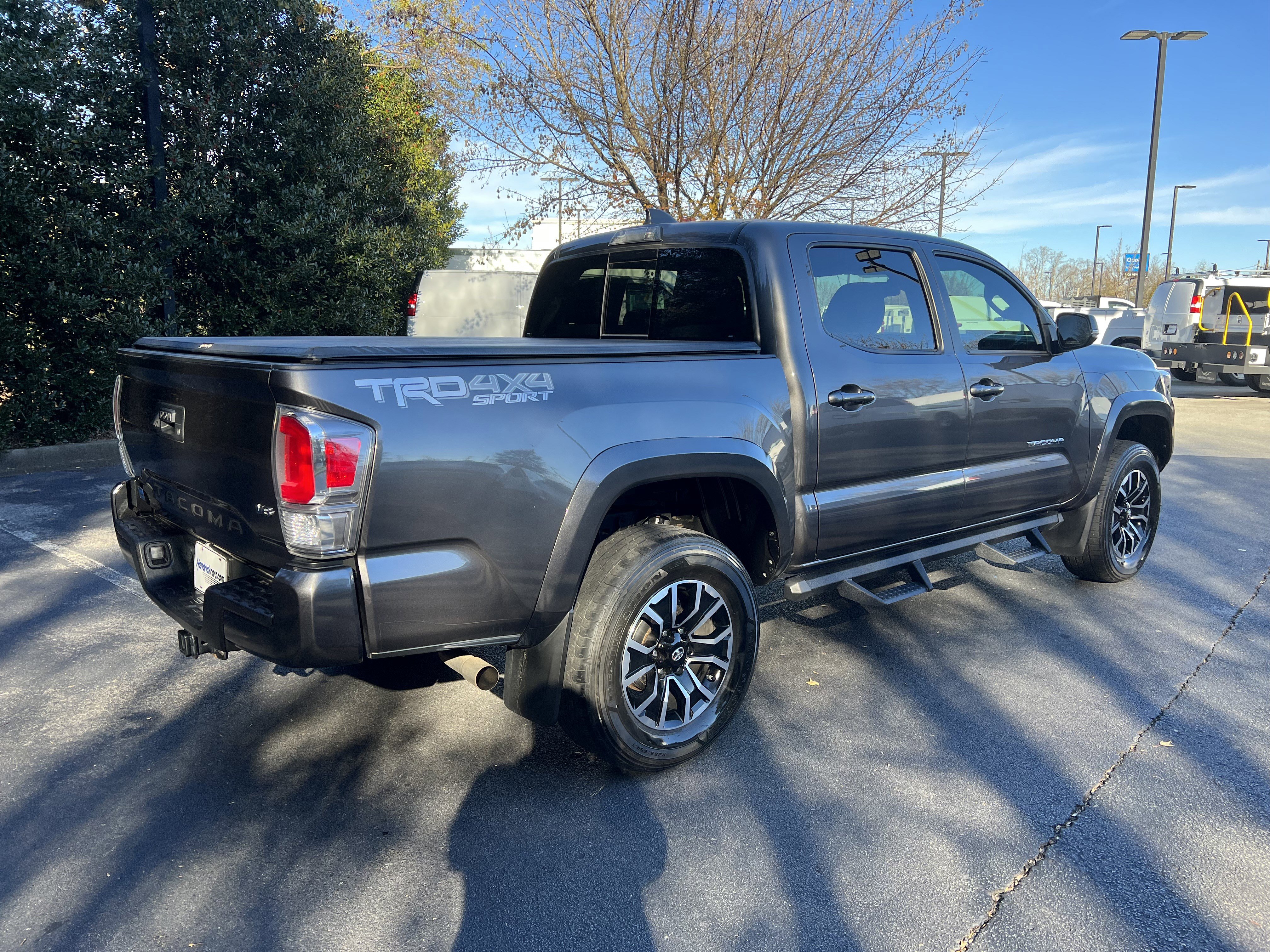 Used 2021 Toyota Tacoma TRD Sport image 10