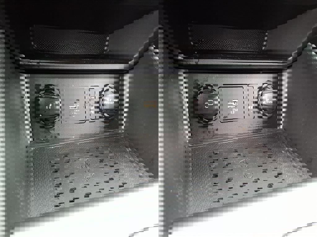 Used 2023 Hyundai Kona SEL w/ Convenience Package image 14