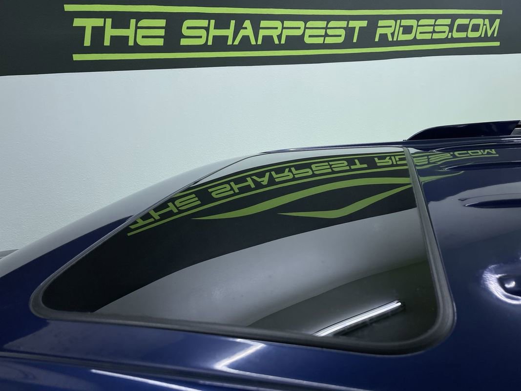 Used 2012 Cadillac Escalade Luxury image 27