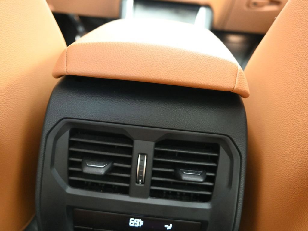 Certified 2024 BMW 430i Coupe w/ M Sport Package image 17