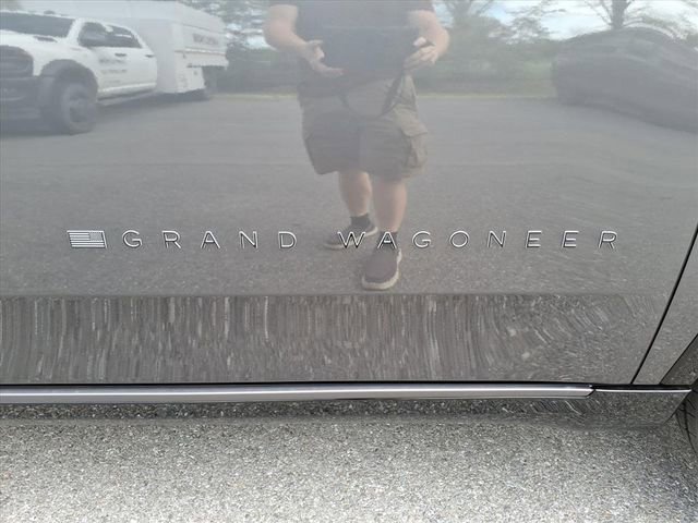 New 2026 Jeep Grand Wagoneer L Summit image 5