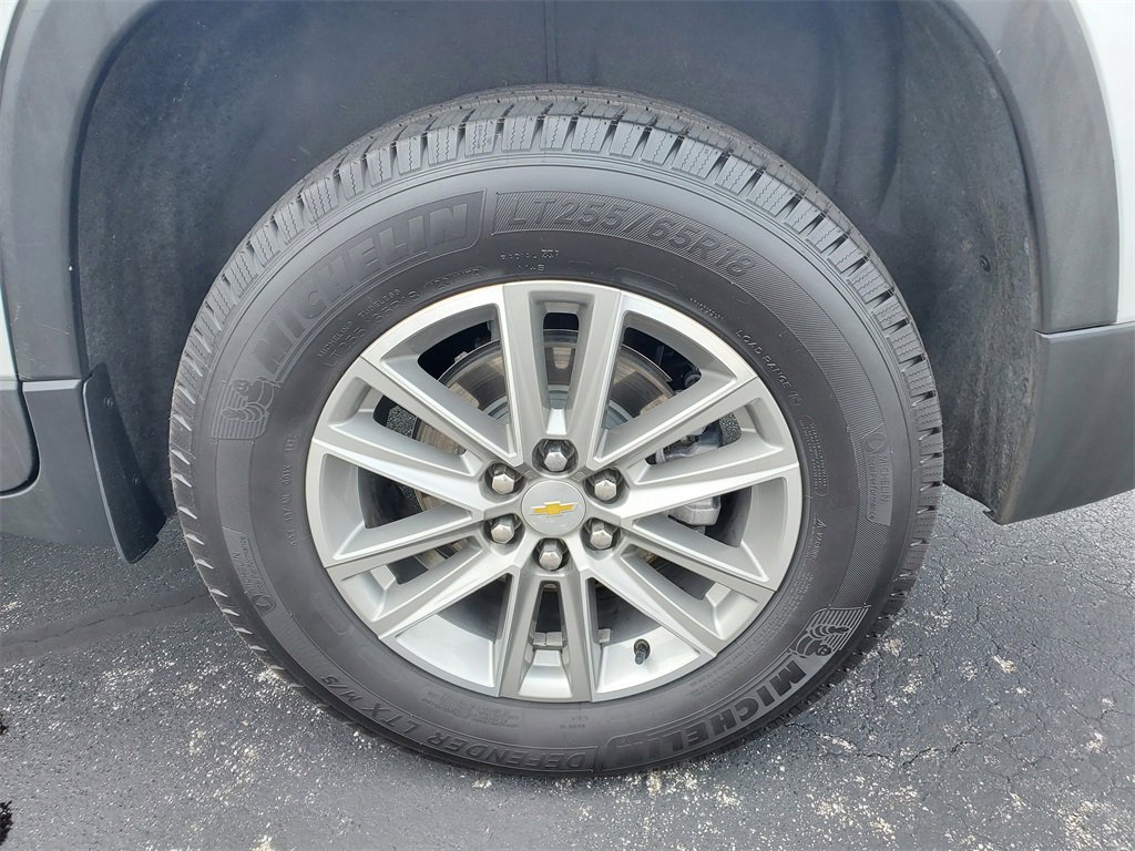 Used 2022 Chevrolet Traverse LT w/ LPO, Roadside Safety Package image 30