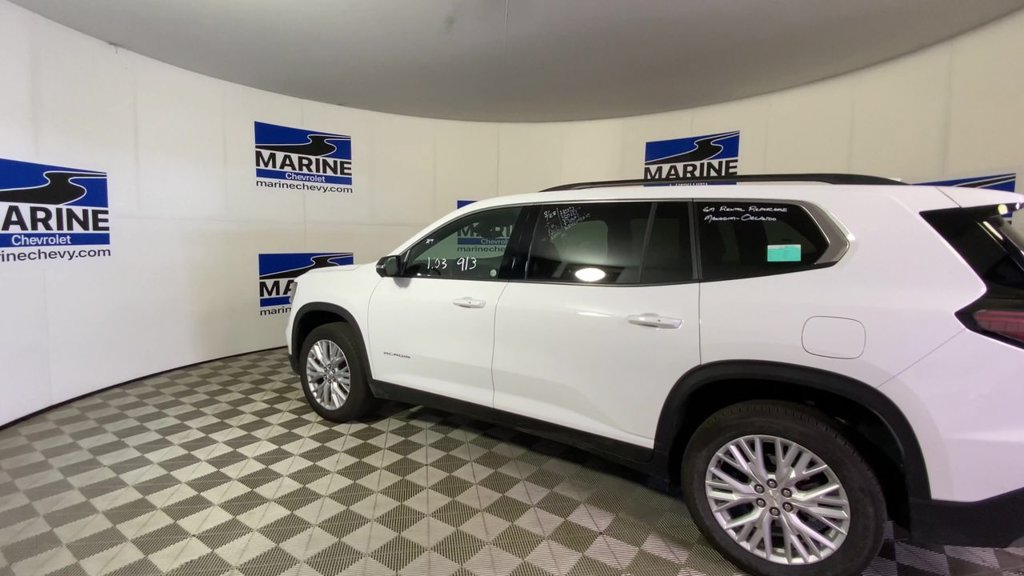Used 2026 GMC Acadia Elevation w/ Elevation Premium Package FWD image 8