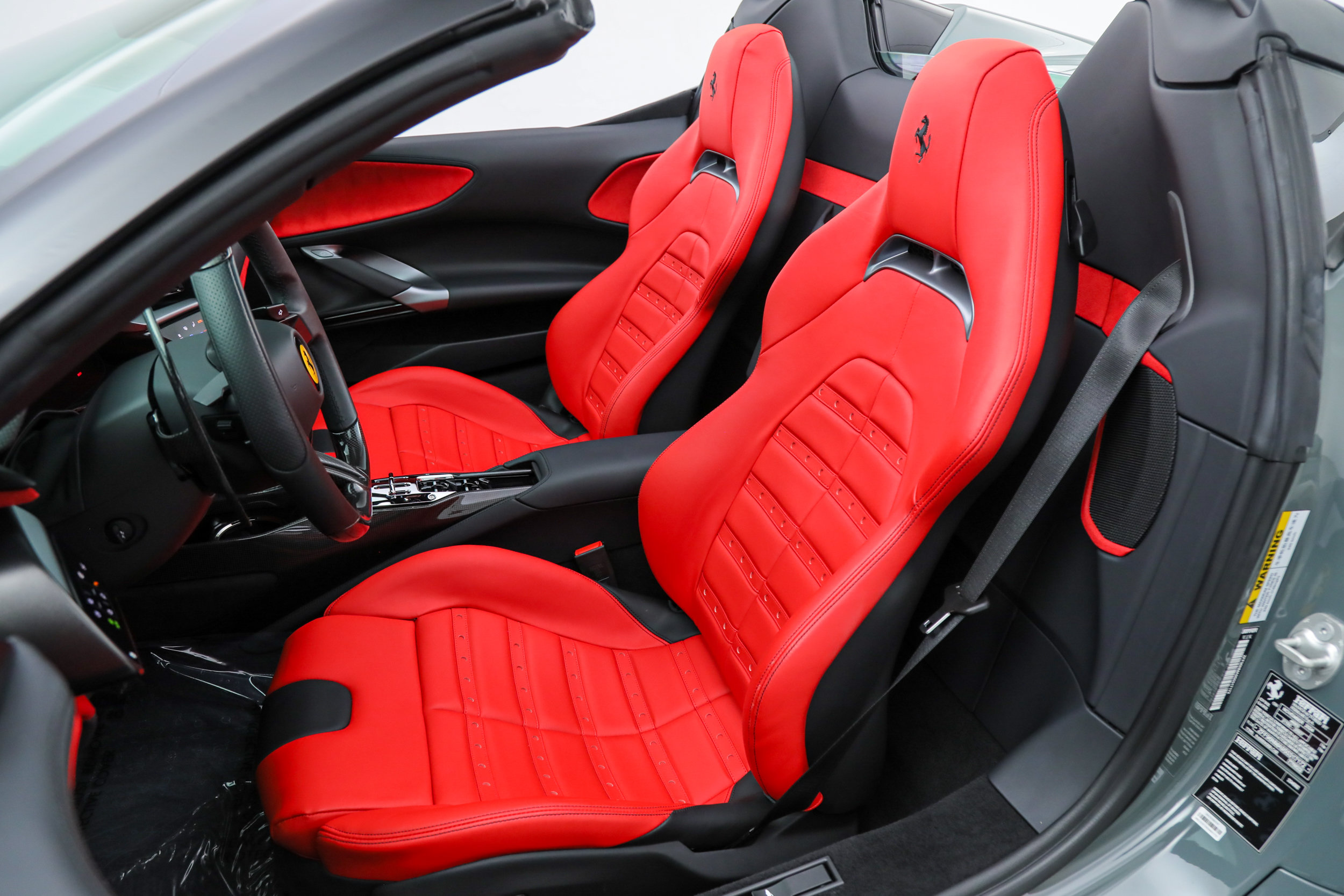 Certified 2025 Ferrari SF90 Spider AWD/4WD image 6