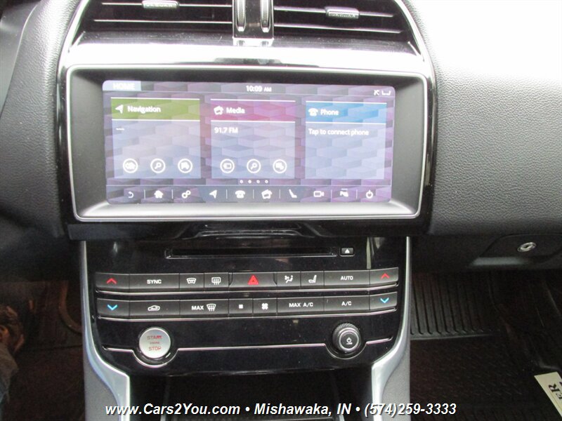 Used 2017 Jaguar XE Prestige image 19