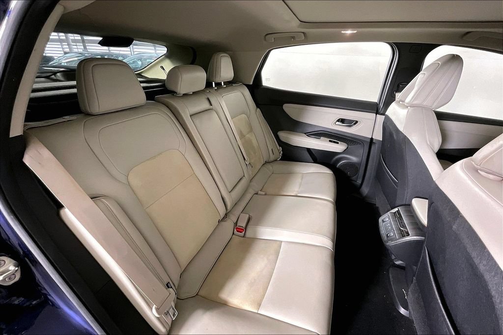 Used 2023 Nissan Ariya FWD image 26