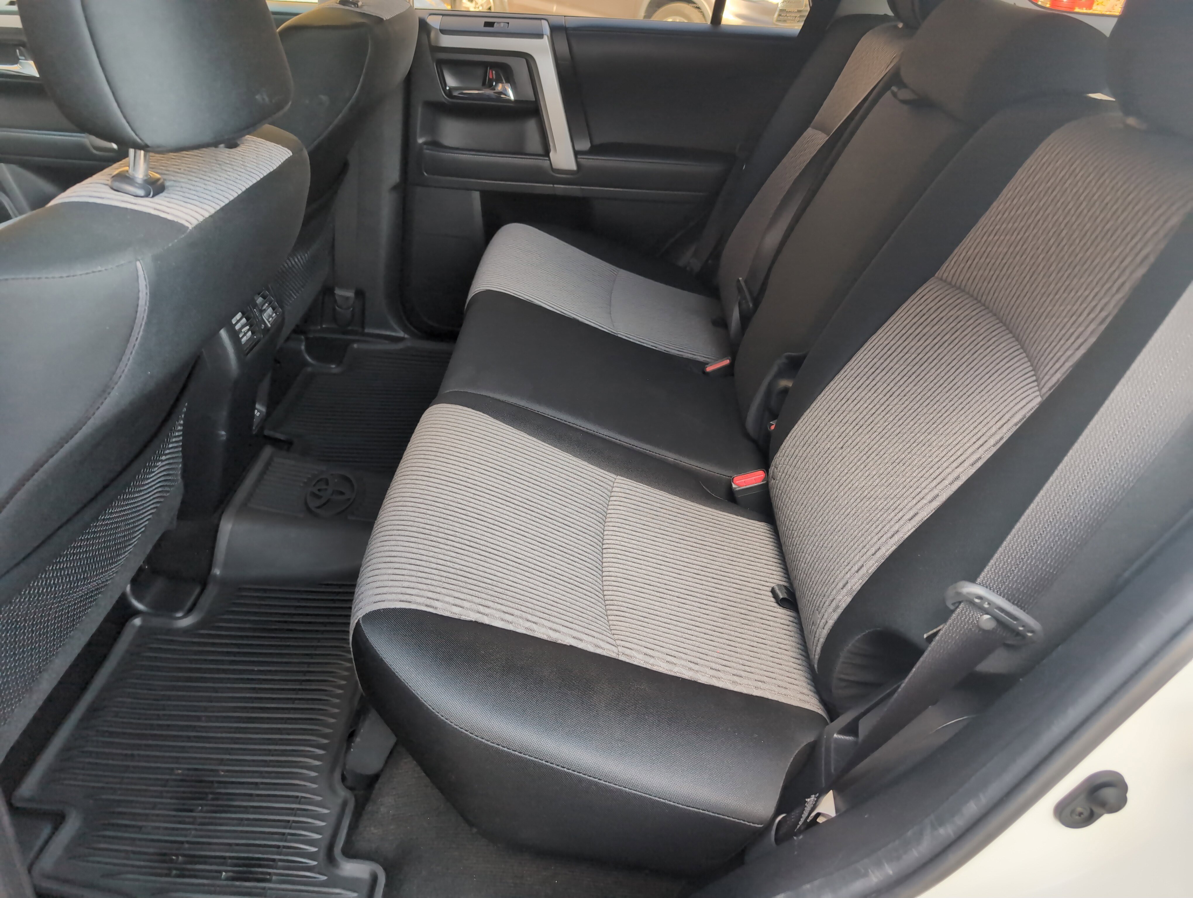 Certified 2020 Toyota 4Runner SR5 image 28