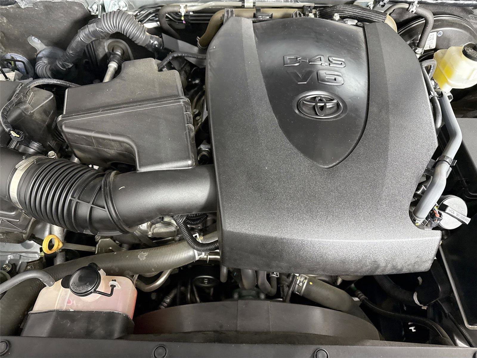 Certified 2023 Toyota Tacoma SR5 image 38