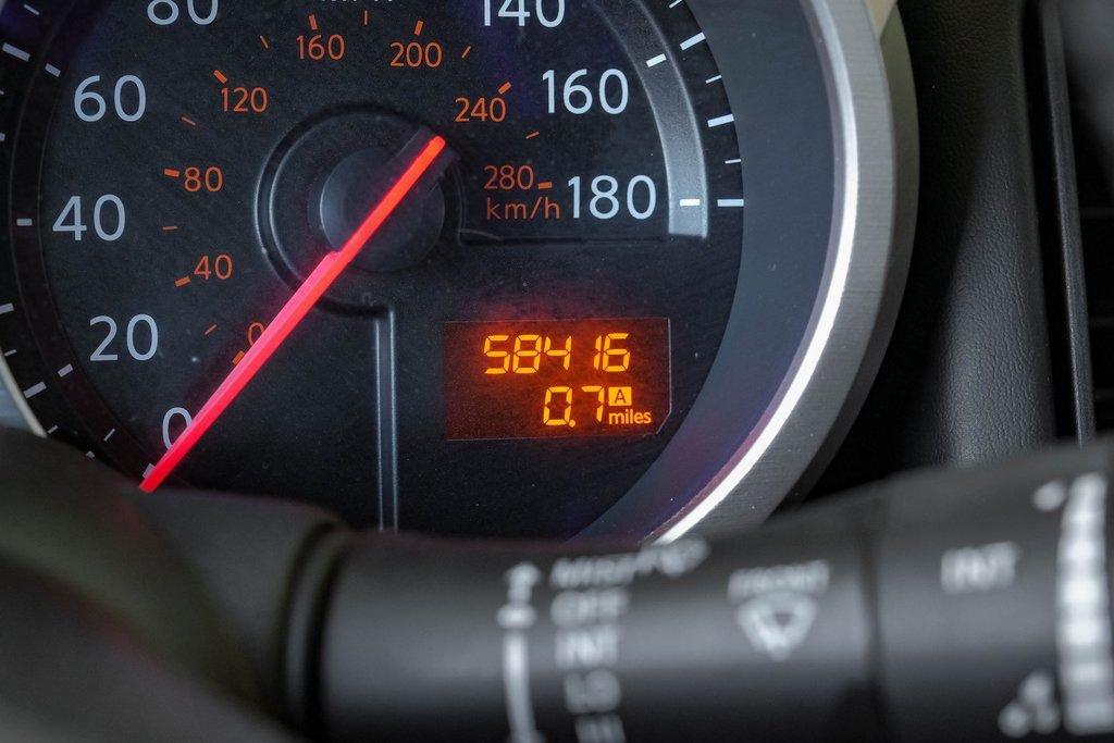 Used 2020 Nissan 370Z Coupe image 16