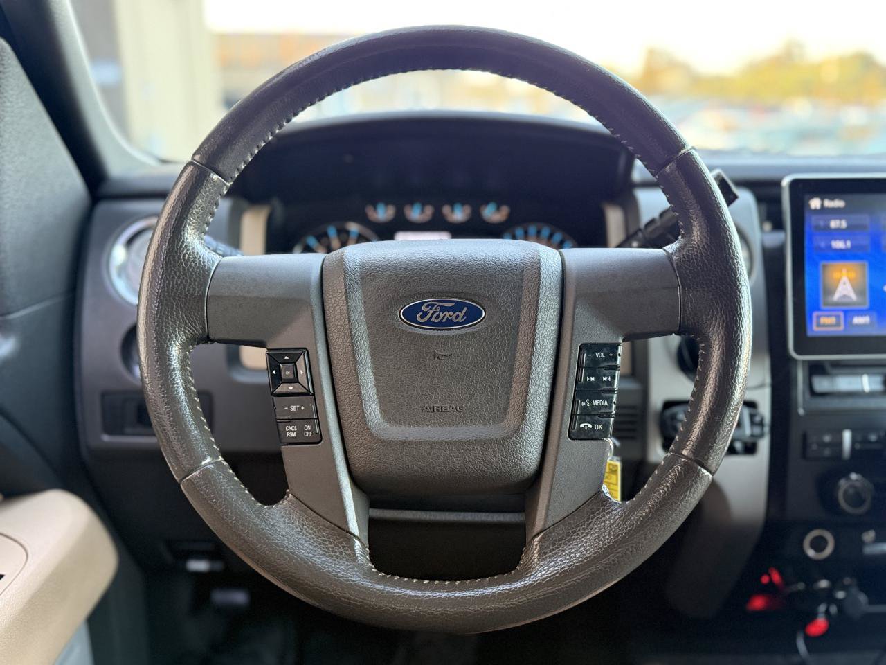 Used 2011 Ford F150 XLT w/ XLT Chrome Pkg AWD/4WD image 19