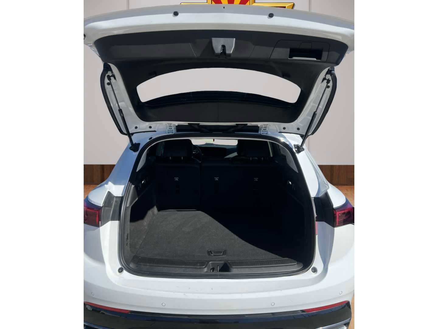 Used 2025 Buick Envision Sport Touring image 29